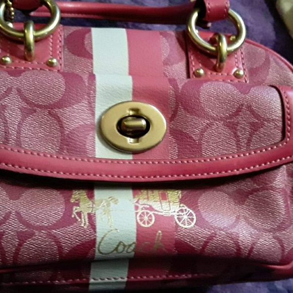 Pink Coach handbag - Picture 1 of 3